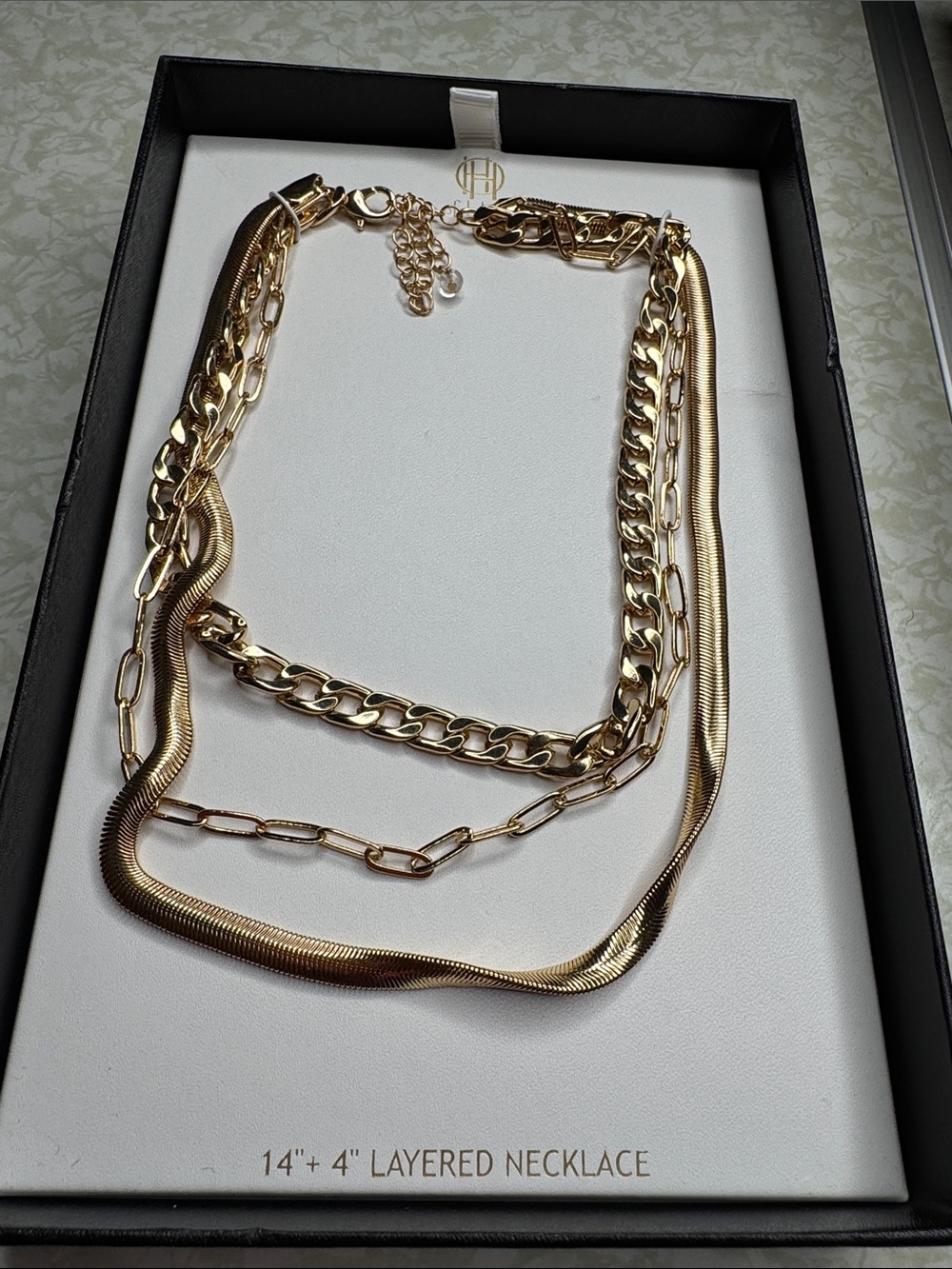 NEW HOUSE OF HARLOW 14"+4" LAYERED FAUX GOLD NECKLACE